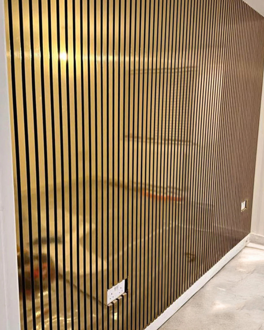 Golden Oak Wall Panel (240 x 60 cm)
