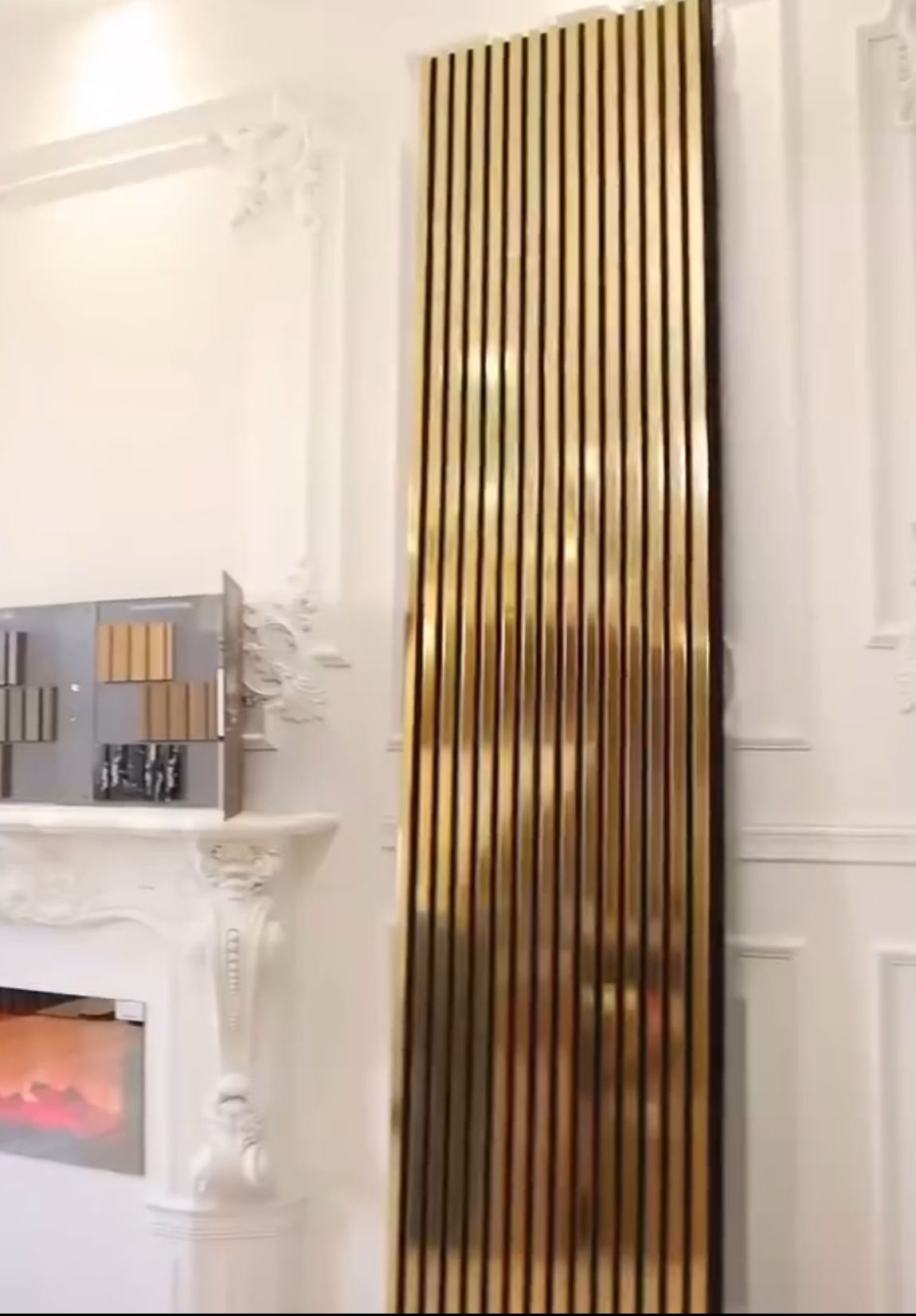 Golden Oak Wall Panel (240 x 60 cm)